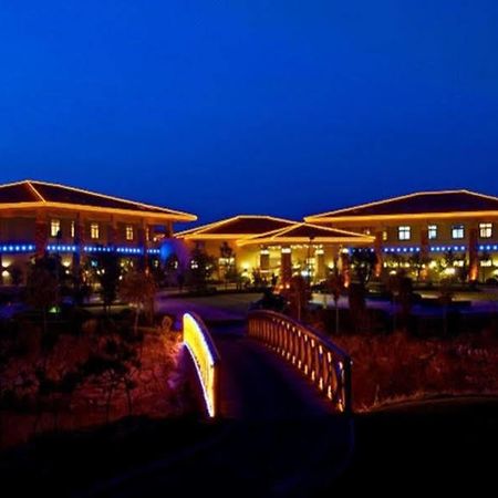 Qingdao Golden Mountain Resort Hotel Экстерьер фото