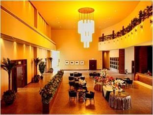 Qingdao Golden Mountain Resort Hotel Экстерьер фото